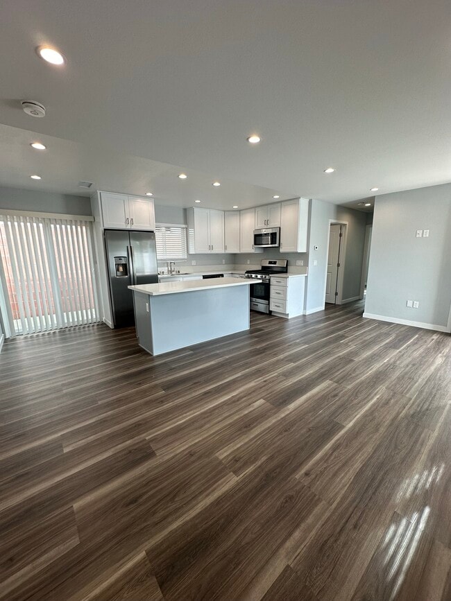 Building Photo - Casa Denver # 2