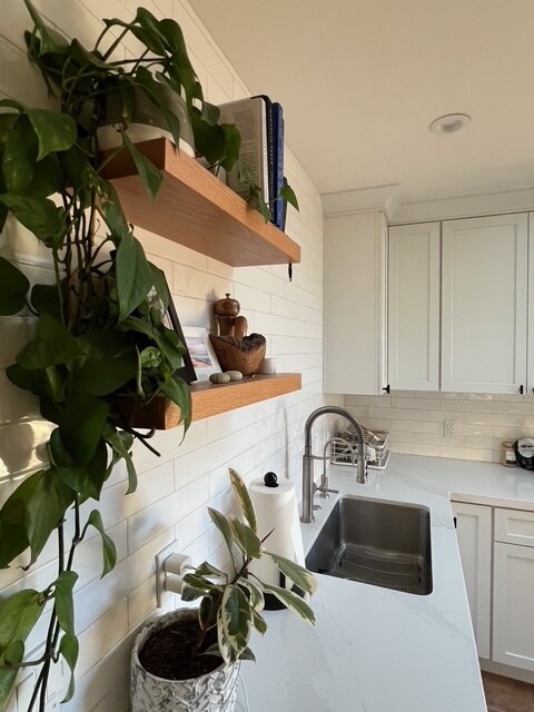 Building Photo - 144 San Rafael Ave