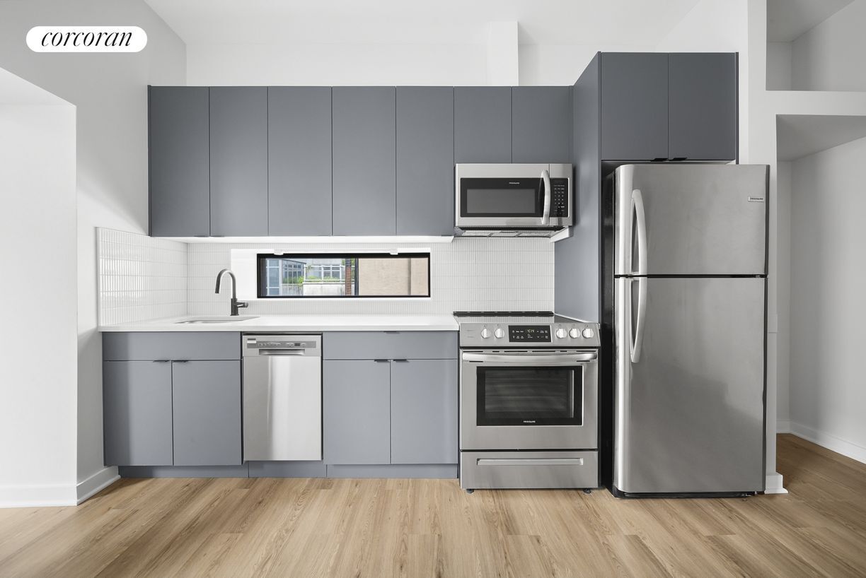 Building Photo - 317 W 51st St