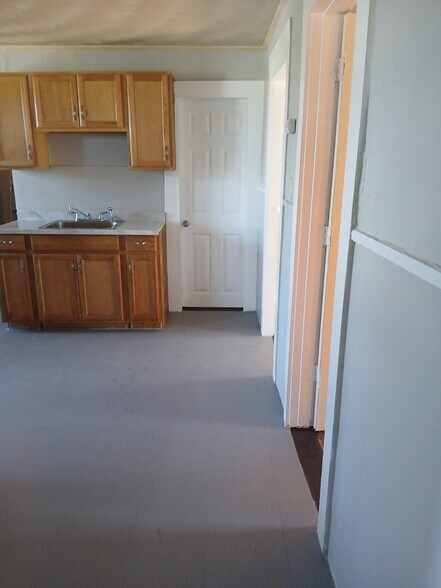 Building Photo - 91 Providence St