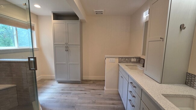 Building Photo - 5977 Scotswood Ct