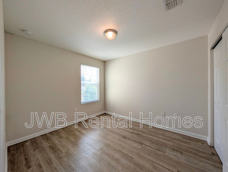 Building Photo - 7804 Playschool Ln