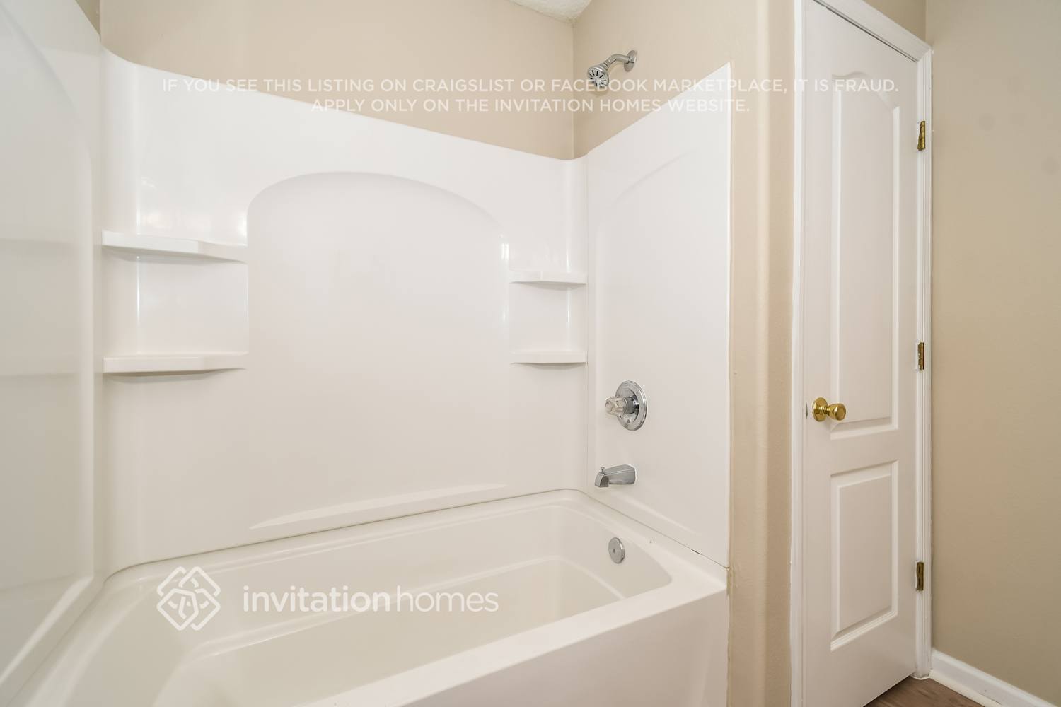 Building Photo - 11633 Brian Lakes Dr N