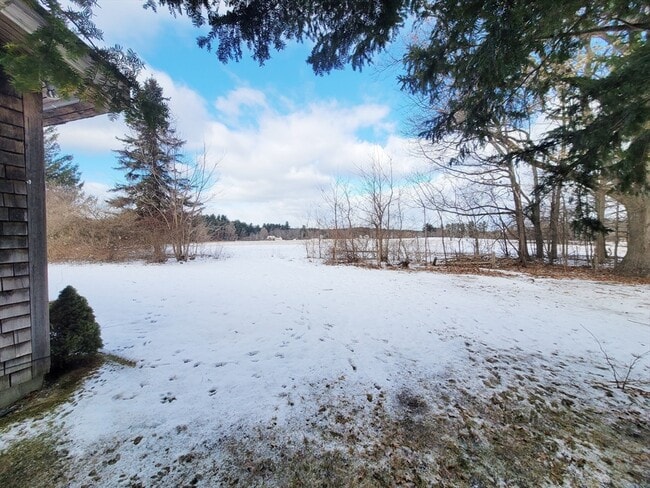 Building Photo - 46 Long Hill Rd