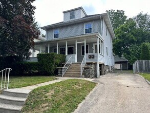 Building Photo - 2018 Englewood Road