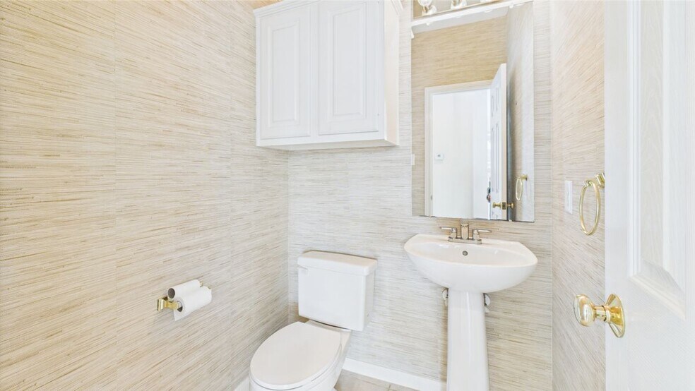 Building Photo - 12019 Costa Del Rey Ct
