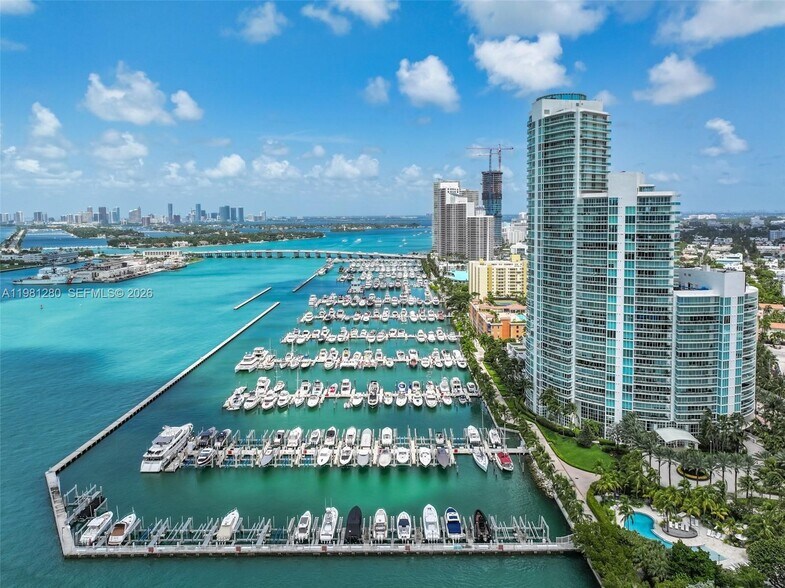 Building Photo - 1000 S Pointe Dr