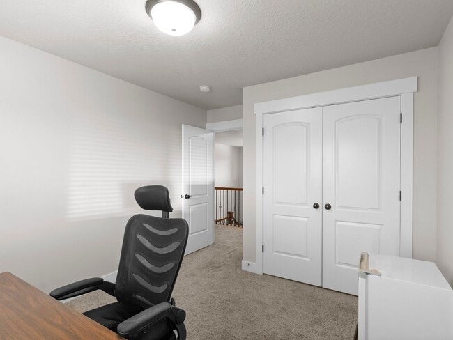 Building Photo - Beautiful Bluffdale home for rent!