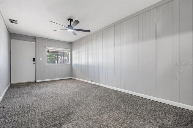 Building Photo - 2709 W Abdella St