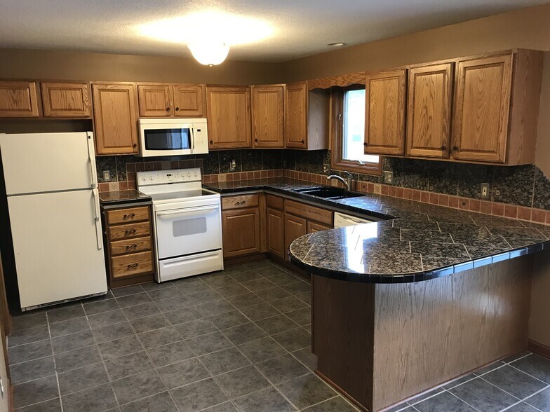 Building Photo - 5726 Fox Mill Run