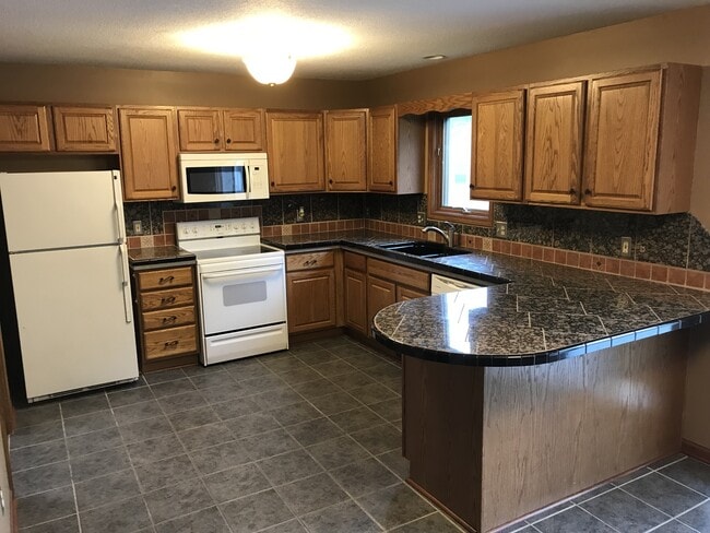 Building Photo - 5726 Fox Mill Run