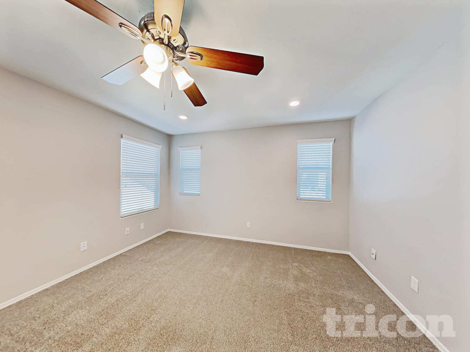 Building Photo - 11690 N 166th Dr