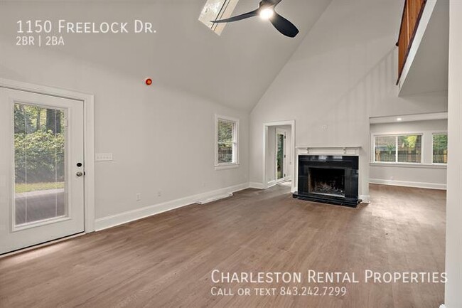 Building Photo - 1150 Freelock Dr