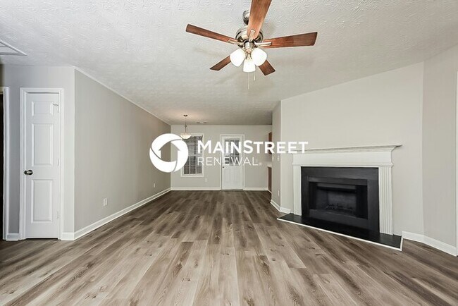 Building Photo - 3 Bedroom Pet-Friendly Home in COVINGTON, GA with Main Street Renewal