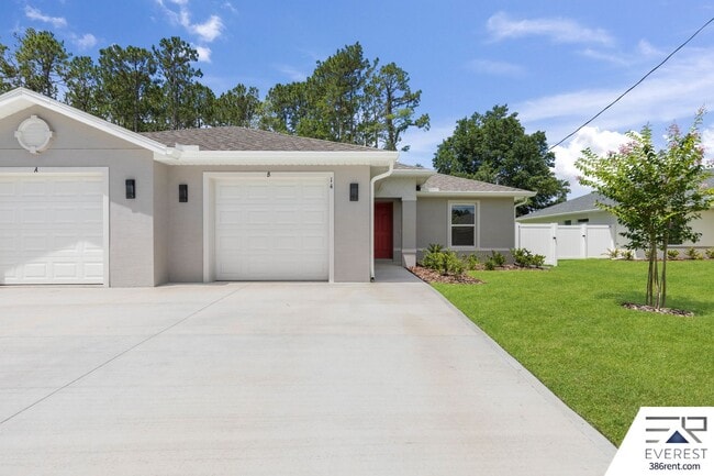 Building Photo - Brand New, fully fenced on a quiet cul-de-sac