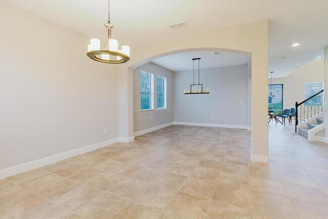 Building Photo - 1389 Heritage Landings Dr