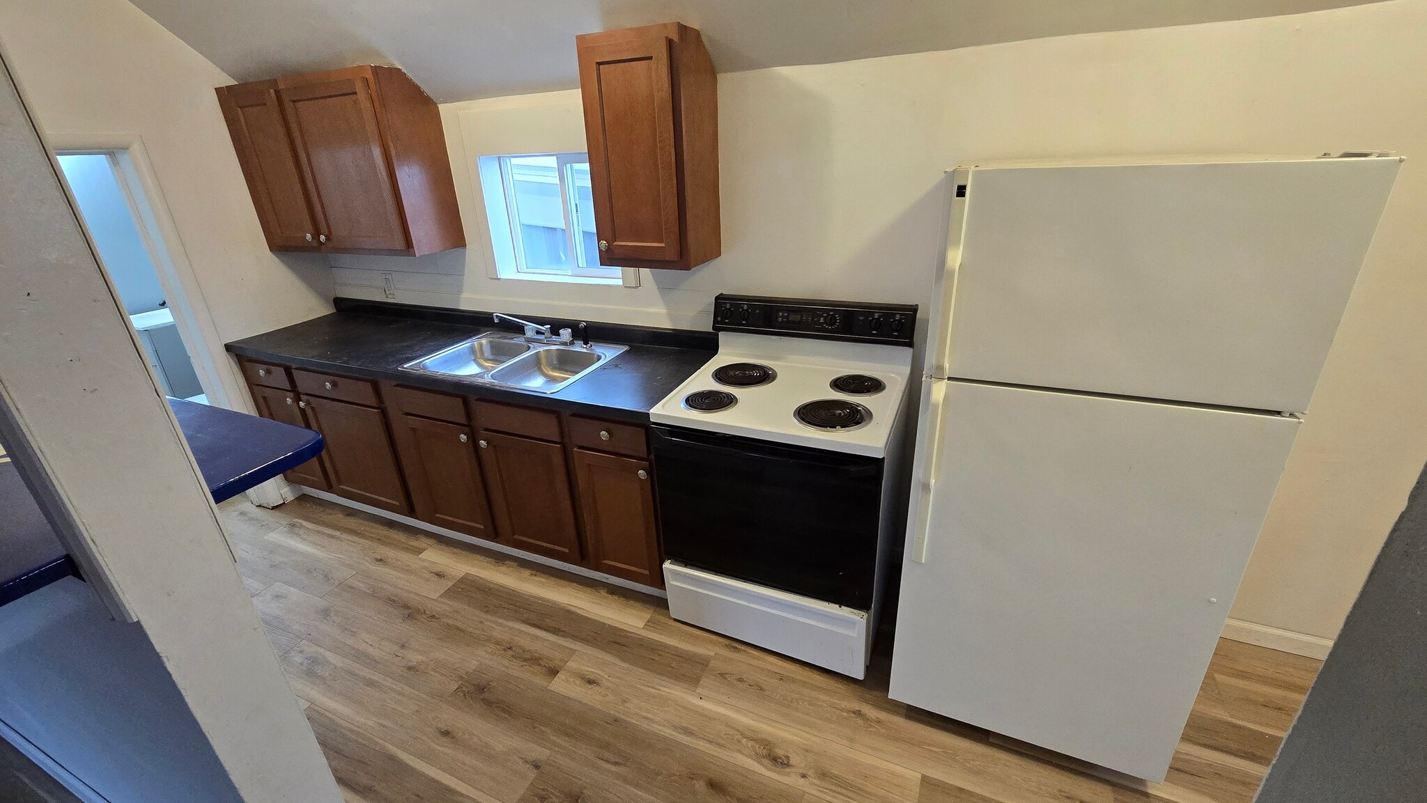 Building Photo - 37 1st Ave SE