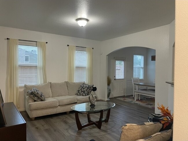 Building Photo - 11133 Panther Ct