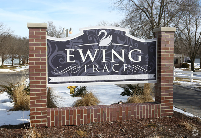 Building Photo - Ewing Trace