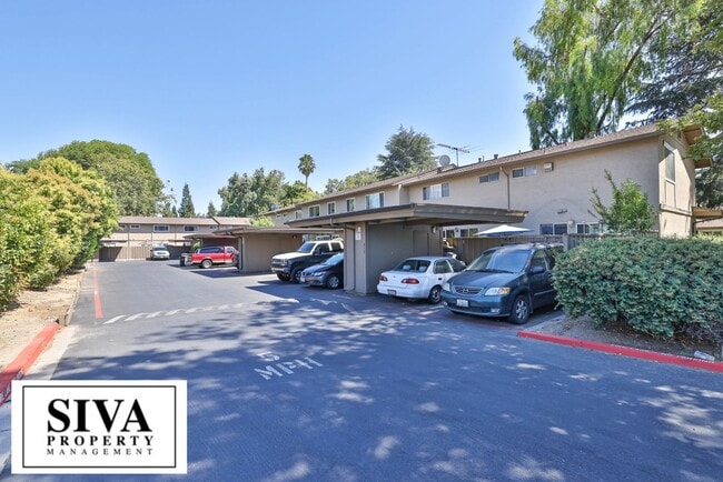 Building Photo - 202 Litchi Grove Ct