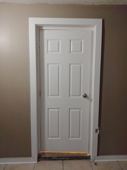 Building Photo - 2537 Chris Ct