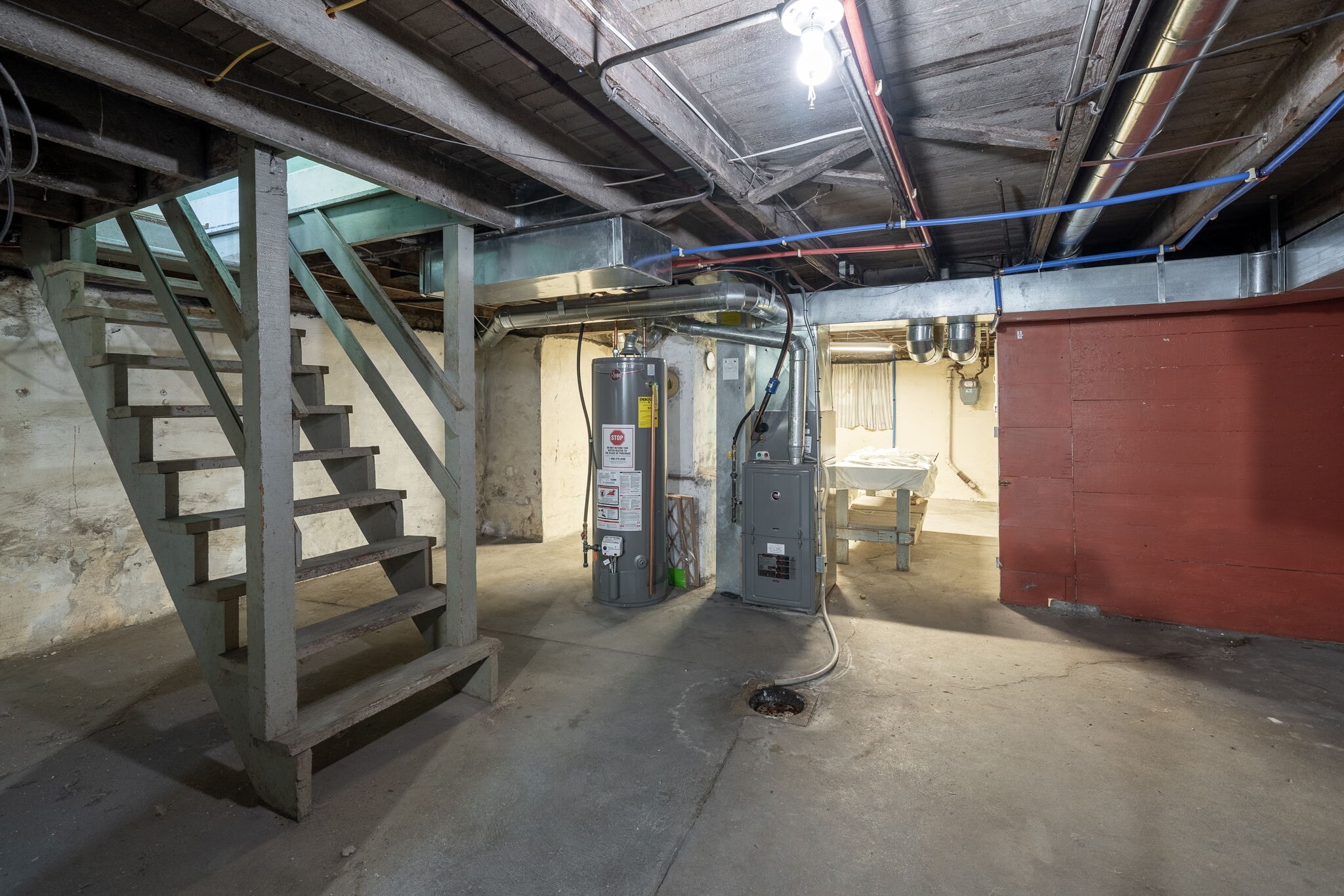 Basement / Storage - 4160 Juniata St