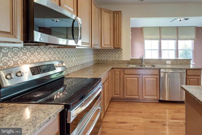 Building Photo - 12760 Manor Hall Ct