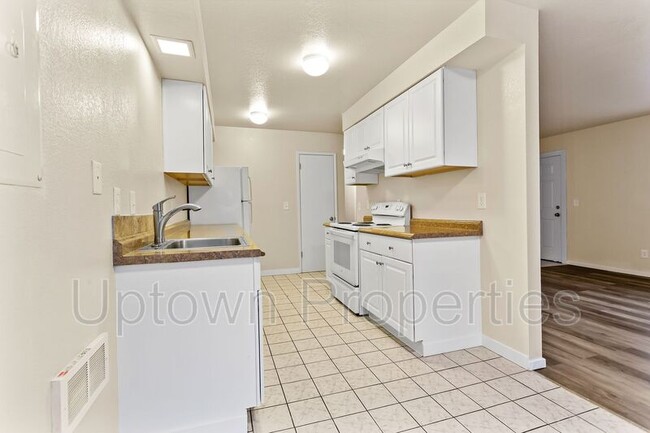 Building Photo - 17358 SW Merlo Rd