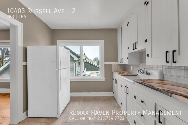 Building Photo - 10403 Russell Ave