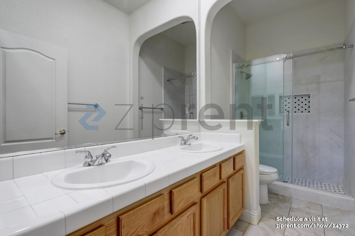 Building Photo - 856 Morningside Dr