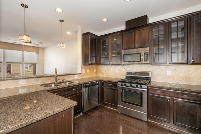 Building Photo - 9142 Falkwood Rd