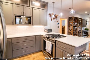 Building Photo - 705 W Elsmere Pl
