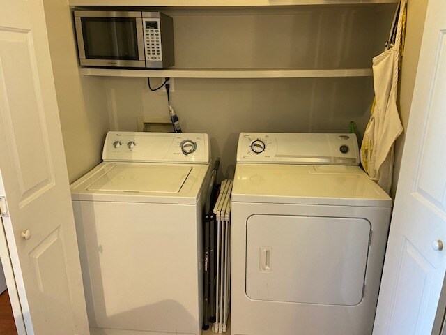 Laundry Room / Storage - 525 Olmsted Park Pl
