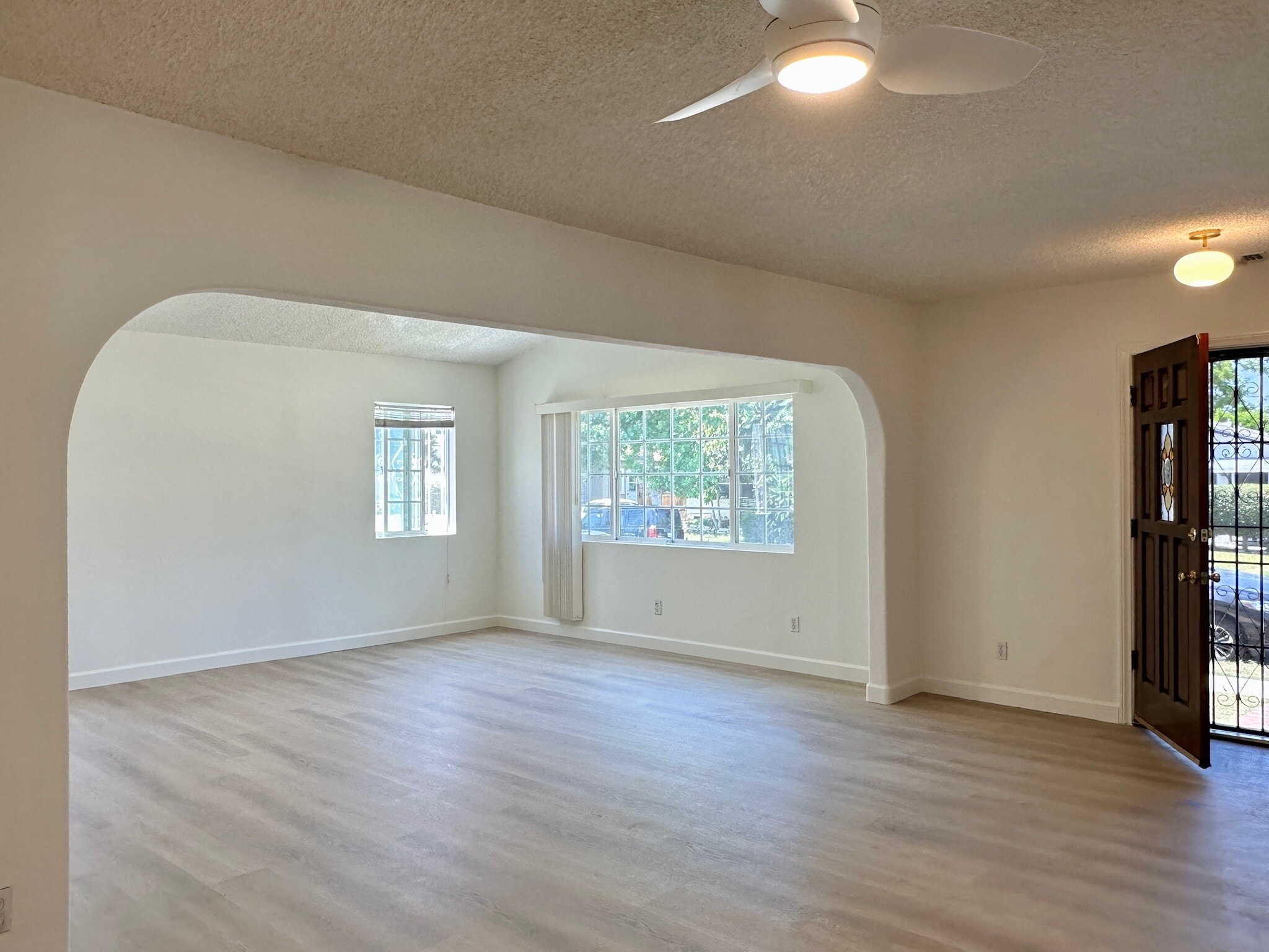 Living Room - 3588 Helms Ave