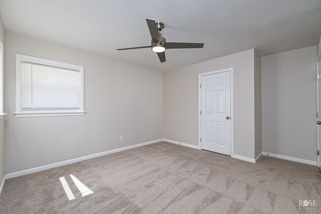 Building Photo - NOW AVAILABLE - 3 Bedroom Home in College ...
