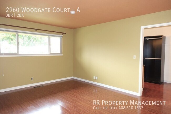 Building Photo - 2960 Woodgate Ct