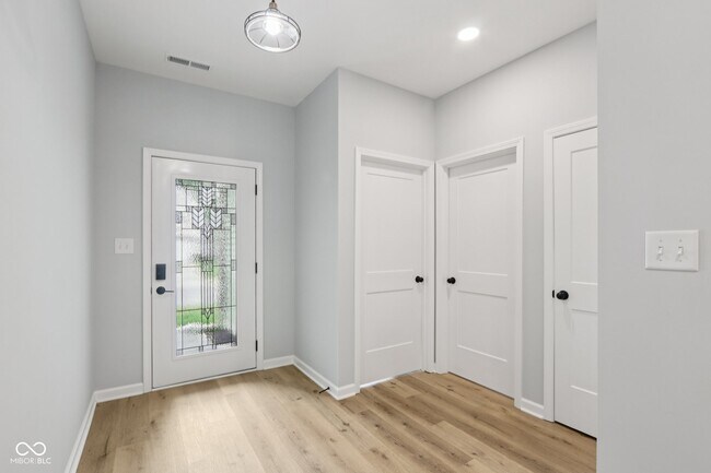 Building Photo - 8355 Fieldfare Way