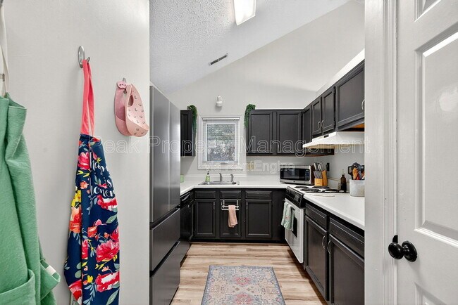 Building Photo - 4917 Hillery Ct