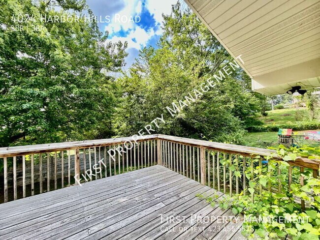 Building Photo - 4024 Harbor Hills Rd