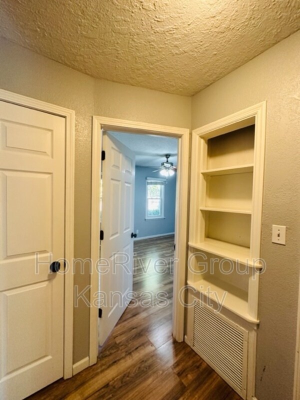 Building Photo - 14409 East 39th St S