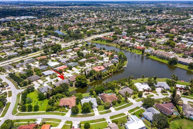 Building Photo - 1369 Riverside Cir