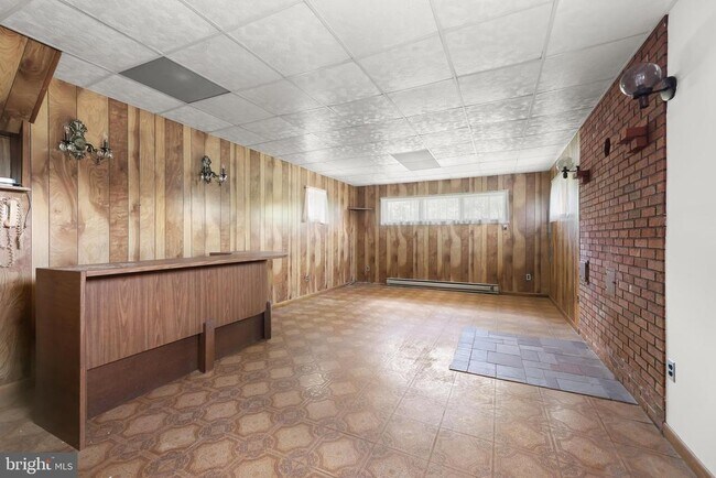 Building Photo - 4816 Bucks School House Rd