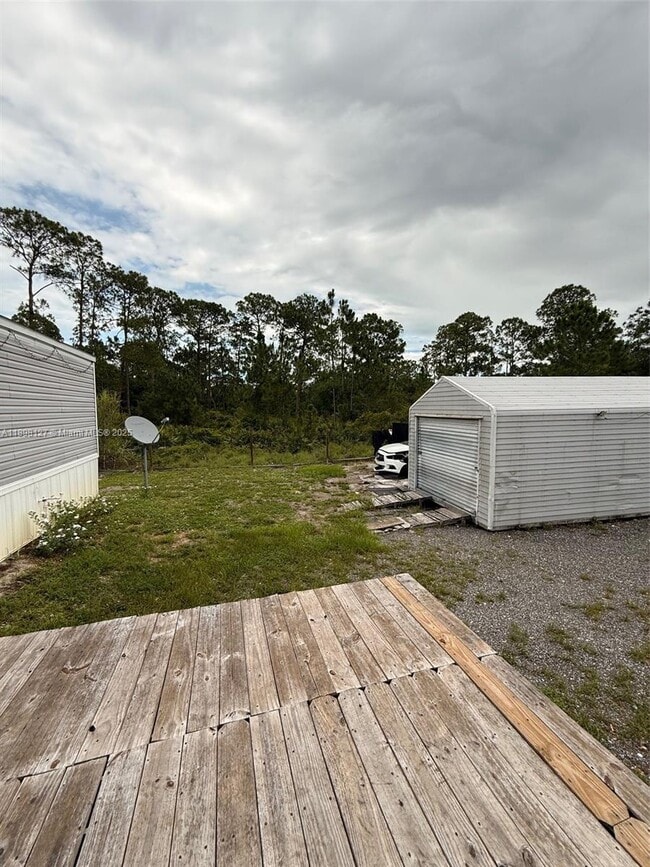 Building Photo - 751 Appaloosa Ave