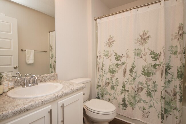 Building Photo - 334 This Way