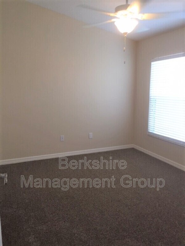 Building Photo - 4930 Cactus Needle Ln
