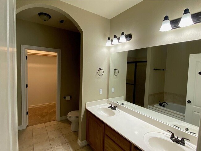 Building Photo - 4221 N Zion Valley Dr