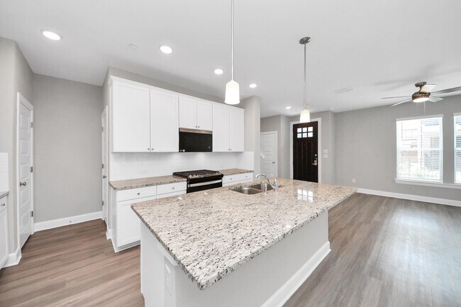 Building Photo - 5300 Berkeley Knl Cir