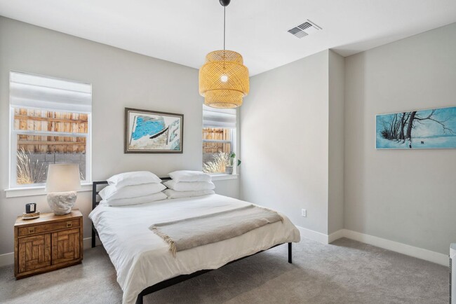 Building Photo - STUNNING AND MODERN Masterpiece!