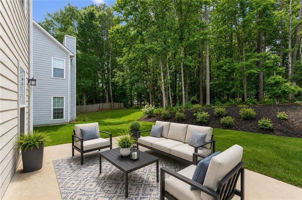Building Photo - 2137 Berryhill Cir SE