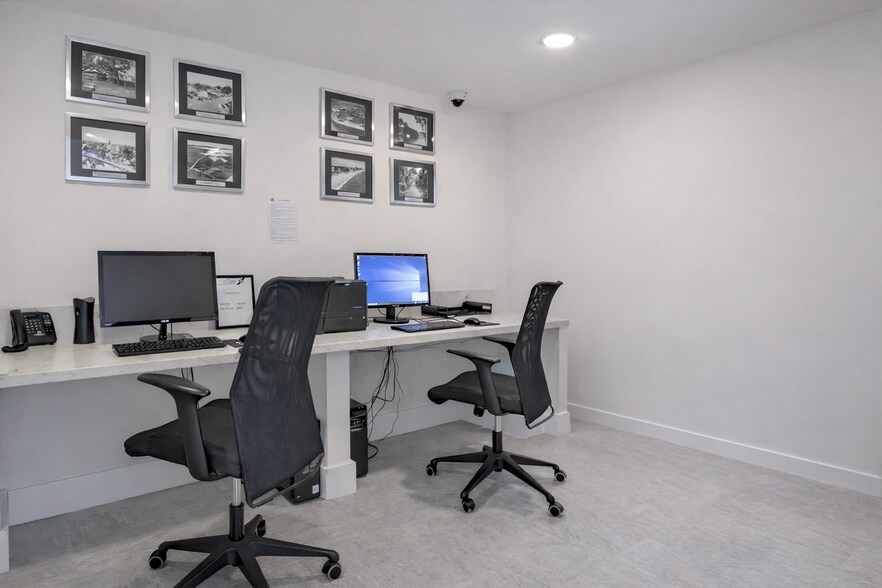 Building Photo - 3700 Galt Ocean Dr